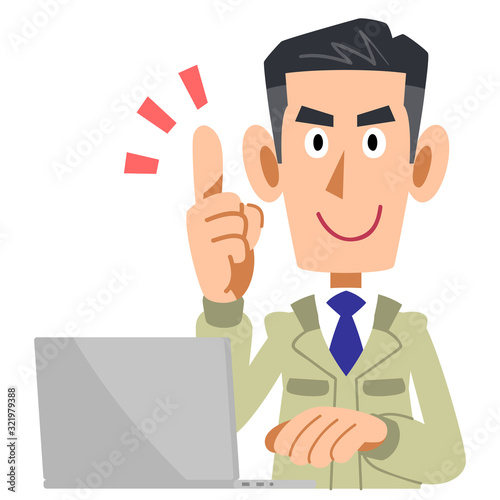 ポイントを説明する工務店の男性とノートパソコン