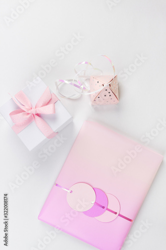 pink white pastel feminine girly gift box wrapping surprise,  © ana & yvy