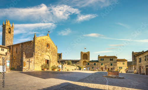 Main square in Monteriggioni fortified village, Siena, Tuscany. Italy