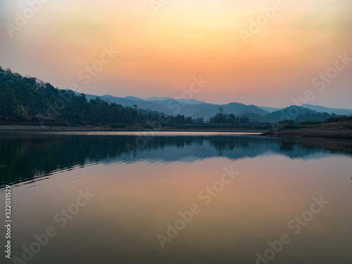 Fototapeta Naklejka Na Ścianę i Meble -  majestic sunrise scene over lake