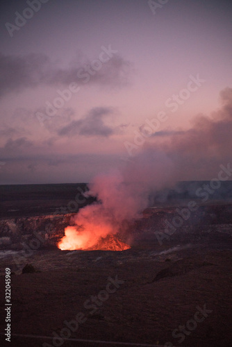 Volcano Hawaii Kona © Dan