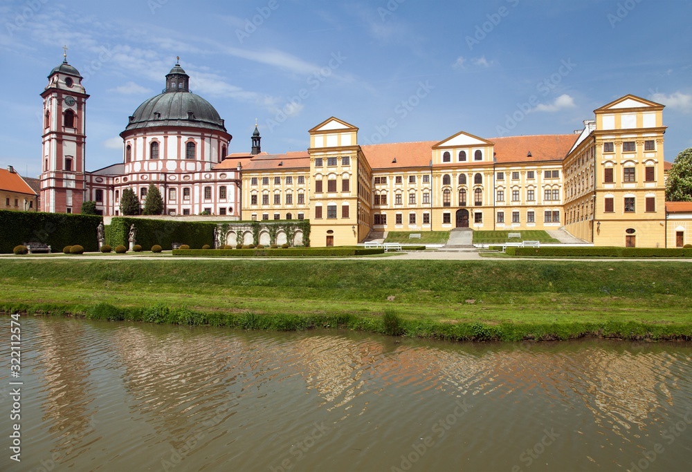 Jaromerice nad Rokytnou baroque and renaissance castle