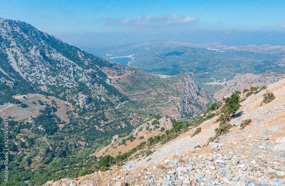 Amazing panorama scenery of Crete island. Day foto.