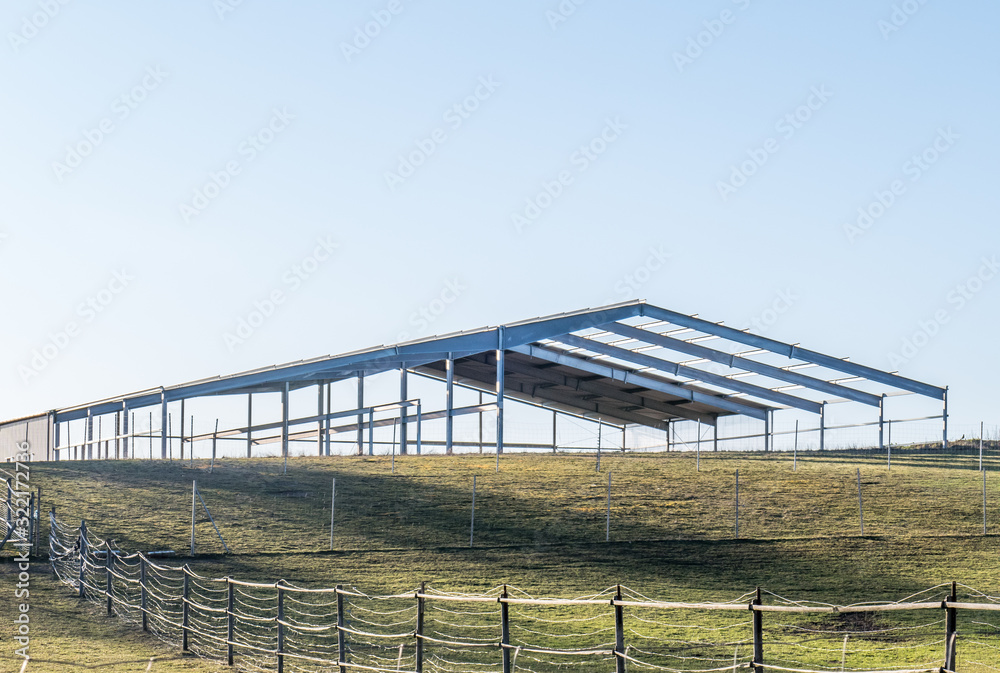 Neubau einer landwirtschaftlichen Lagerhalle Neubau einer landwirtschaftlichen Lagerhalle