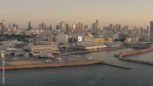 North Tel Aviv at evening sunset, Park 