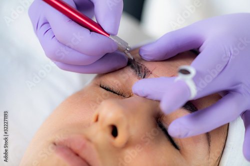 Microblading Eyebrows, Semi-permanent Makeup Procedure