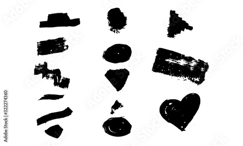 Vector Black brush strokes on transparent background. Hand drawn brush splash. Vector brushes. Real paint imitation v1