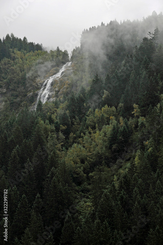 stubaital, mischbach-wasserfall photo