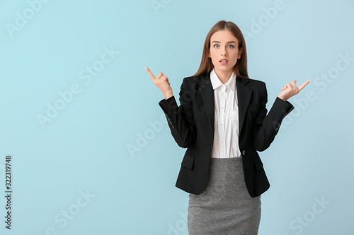 Helpless businesswoman on c...