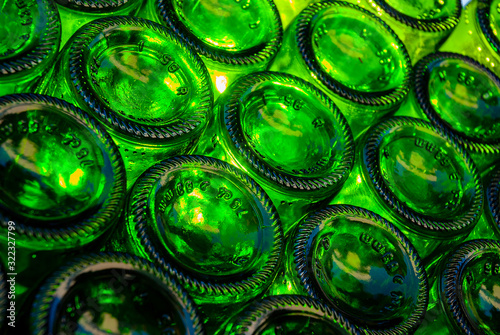 Altglas Weinflaschen recycling