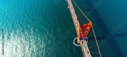 Obraz na płótnie Aerial view of the Golden Gate Bridge in San Francisco, CA