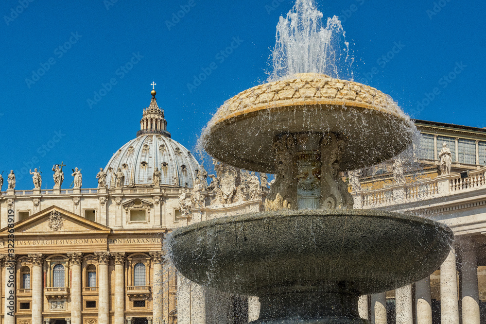 Der Petersdom in der Vatikanstadt