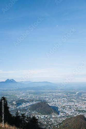 Vistas Panorámica de los Alpes Bávaros desde Gaisberg, Salzburg cielo claro