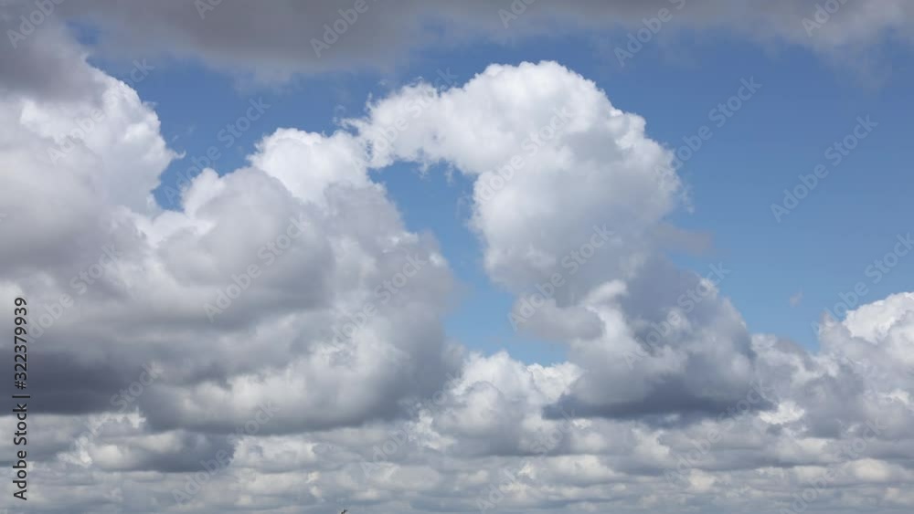 Midday clouds timelapse