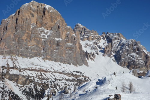 Bus de Tofana Ski Freeride Canale View to the South Side