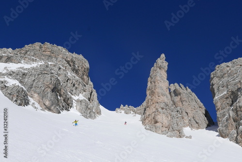 Obraz na plátně Freeride ski canale di colonna and bus de tofana cortina d’ ampezzo italy dolomi