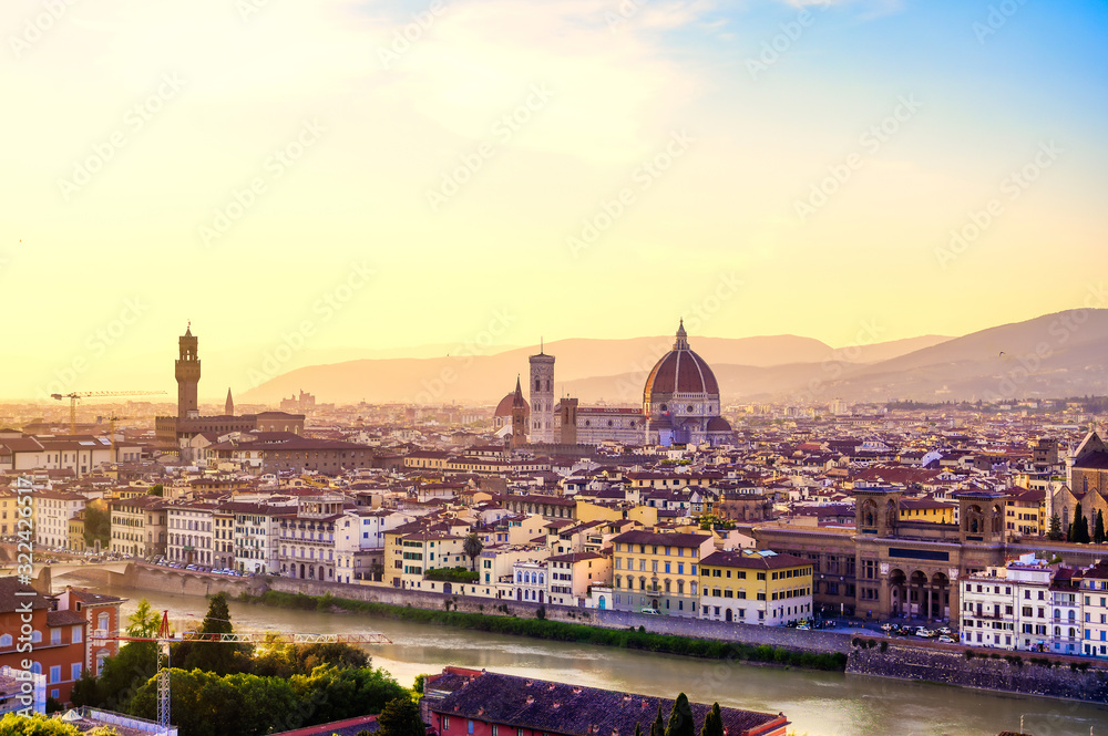 Fototapeta premium An aerial view of Florence, Italy and Florence Cathedral.