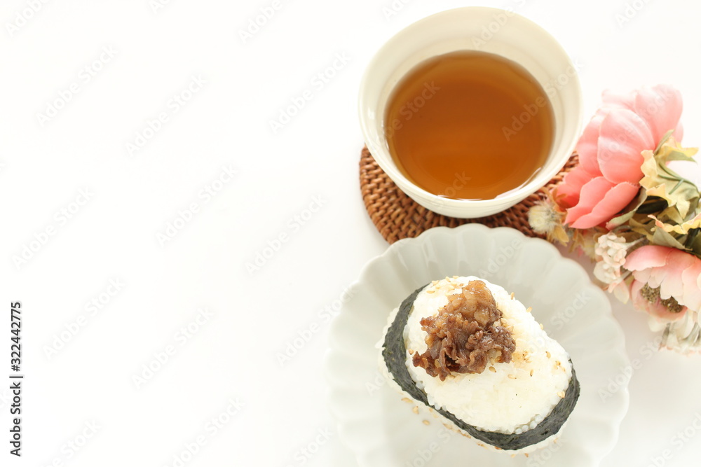 Japanese food, Korean bbq beef rice boll Yokiniku Onigiri Japanese food, Korean bbq beef rice boll Yokiniku Onigiri