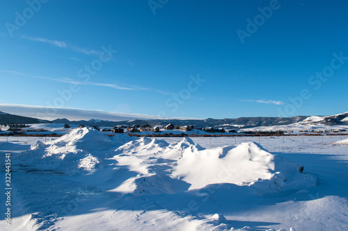 Obraz na płótnie Snow wind drifts in Grand County, Colorado w salonie