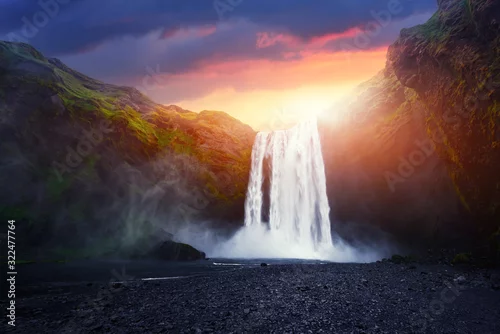 Panel kuchenny z motywem Incredible landscape with Skogafoss waterfall and unreal sunset sky. Iceland, Europe