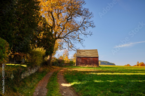 Haus / Scheune am Feldrand