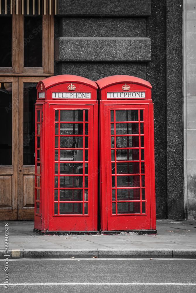 twoe red telephone boxes in london twoe red telephone boxes in london