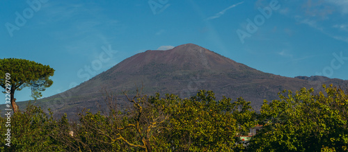 Obraz na plátně Vesuvius. The active volcano Vesuvius. Italy.