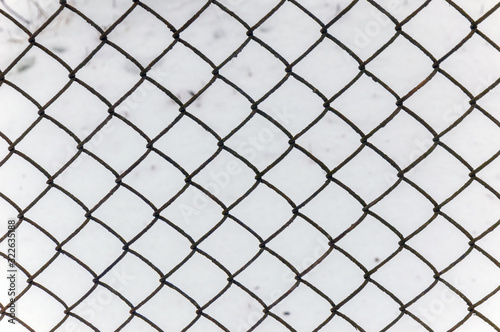 Snow through from the lattice of fences