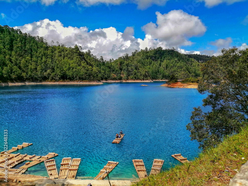 Parque Nacional Lagunas de Montebello, Laguna Pojoc photo