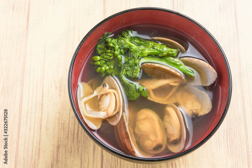 春の味覚 浅蜊のすまし汁 Stock 写真 | Adobe Stock