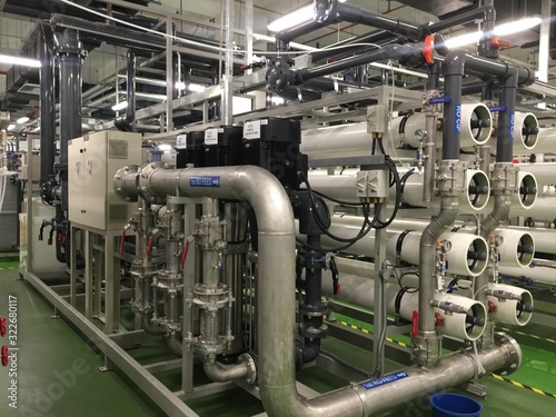 Water treatment plant reverse osmosis system for water drinking