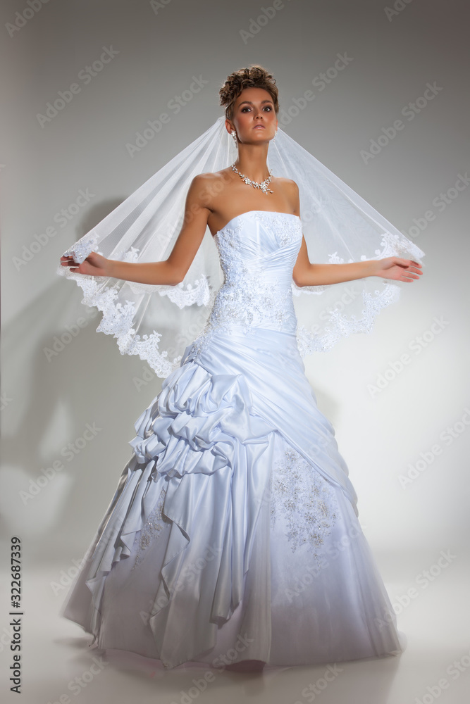 Fototapeta premium Young Bride