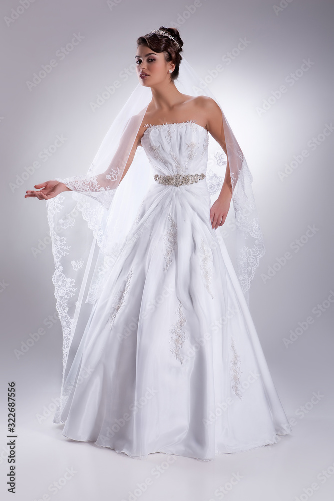 Fototapeta premium Young Bride