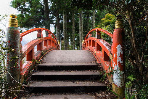orange torii bridge in Hakone Shrine in Lake Ashi, Japan