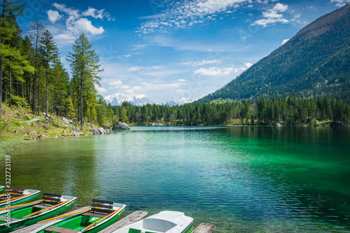 See und Berge im Frühling - Frühjahr am Hintersee