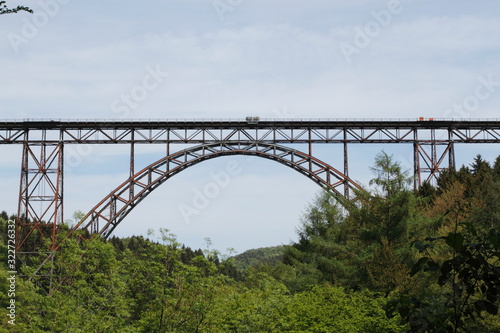 Old railway bridge over a river © Lato-Pictures
