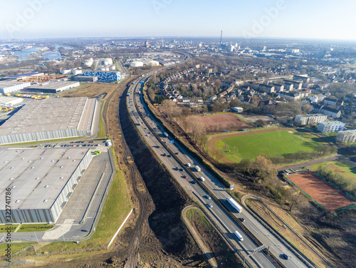 Autobahn A40 auf der Hoehe Duisburg Neuenkamp