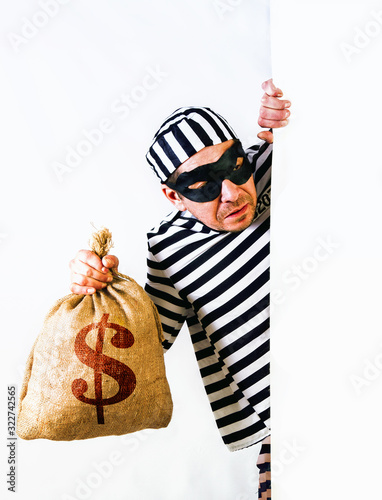 prisoner money bag