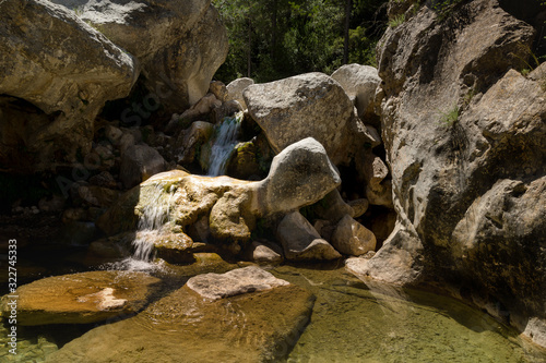 Cliffs and walkways of the river Vero  Alqu  zar  Huesca  Aragon  Spain