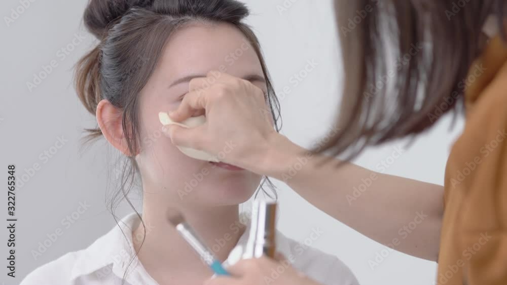 女性 ヘアメイク 女性 ヘアメイク