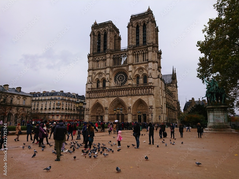 Notre Dame before fire