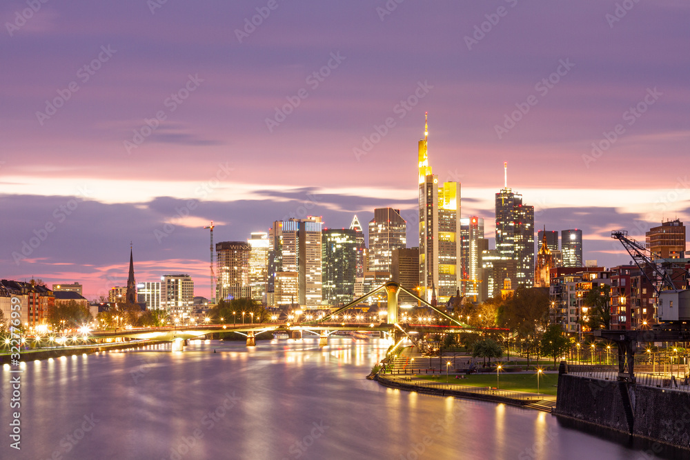 Obraz premium Frankfurt skyline sunset 