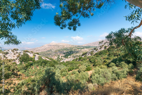 Amazing panorama scenery of Crete island. Day foto.