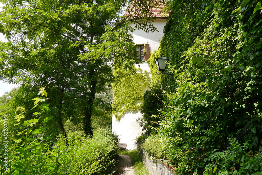 Parkanlage Stadtmauer am Hutzeldörr Neuburg an der Donau Parkanlage Stadtmauer am Hutzeldörr Neuburg an der Donau