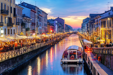 Keuken achterwand Milaan Naviglio Grande kanaal bij zonsondergang  © Boris Stroujko