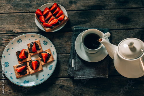 cup of tea with cookies