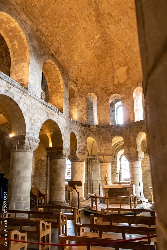 Interior of the chapel of St. John in white tower of London. One of the oldest church in London was built in around 1240 for William the Conqueror.