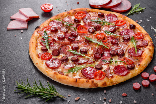 Pepperoni Pizza with Mozzarella cheese, salami and ham