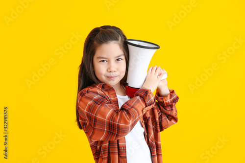 Cute little girl with megap...