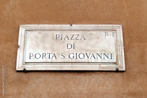 Fototapeta Naklejka Na Ścianę i Meble -  nomi delle strade e piazze di roma,italia